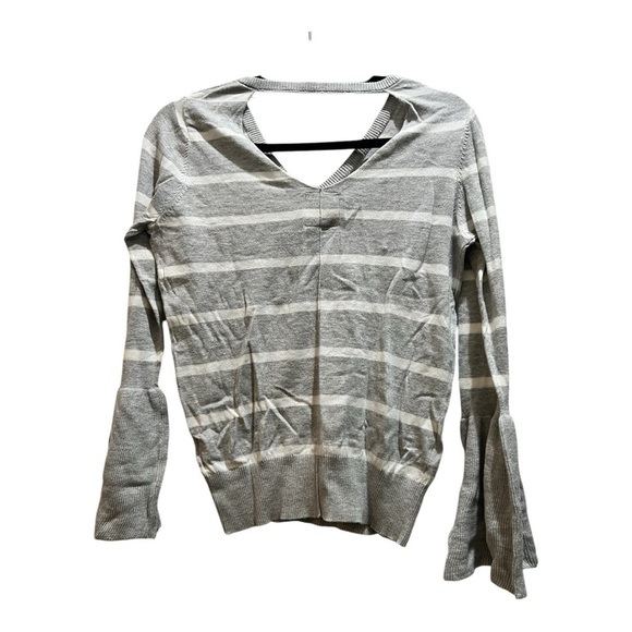 LCHASER- Heather Gray & white striped sweater Medium long bell sleeves NWT - Picture 2 of 6